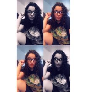 Meet your Posher, Neiza